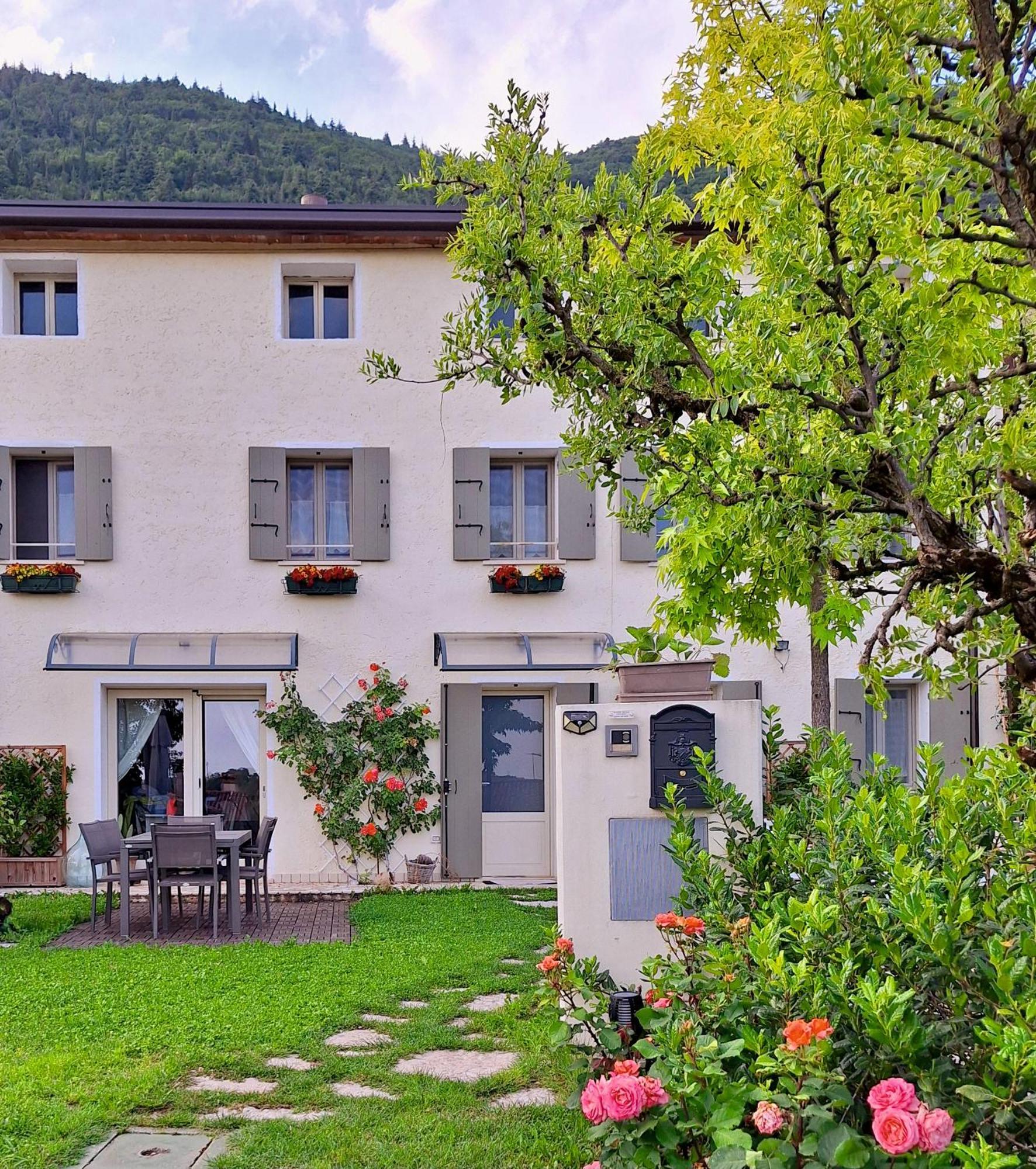 Apartmán Casa Paola Borso del Grappa Exteriér fotografie